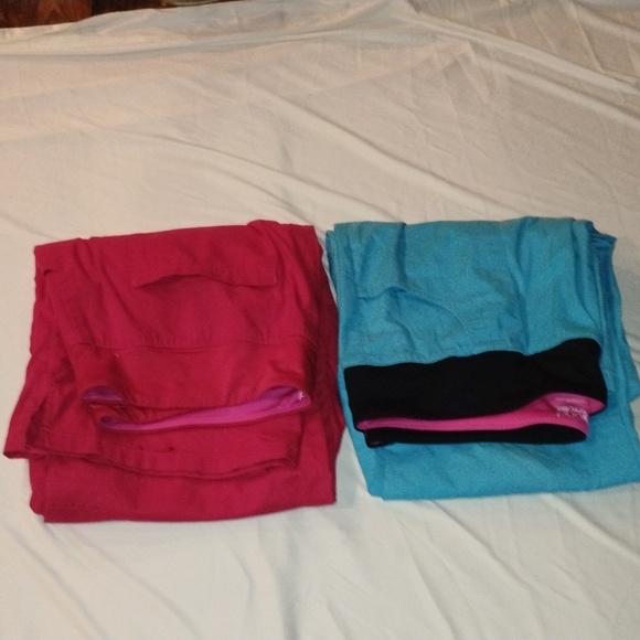 Women's Beyond Scrubs Red And Blue Scrub Bottoms - Picture 15 of 16